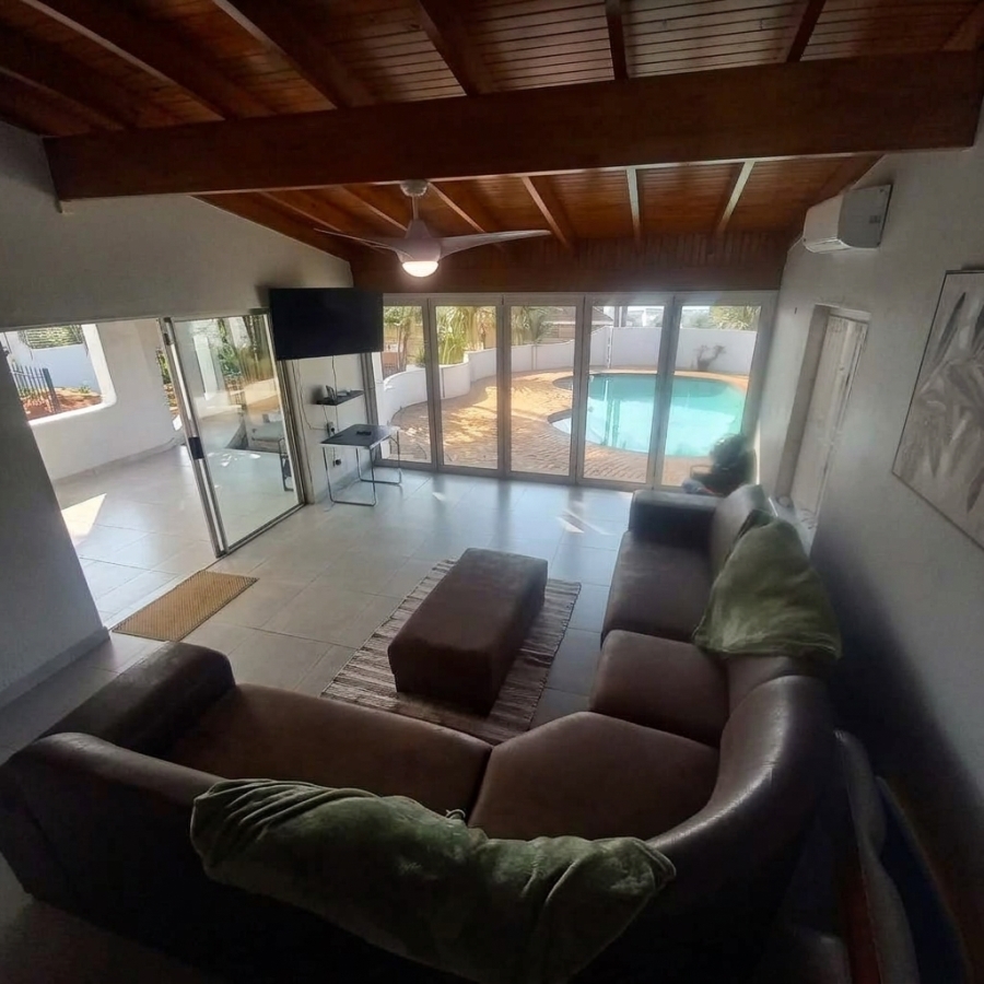 To Let 4 Bedroom Property for Rent in Umhlanga KwaZulu-Natal