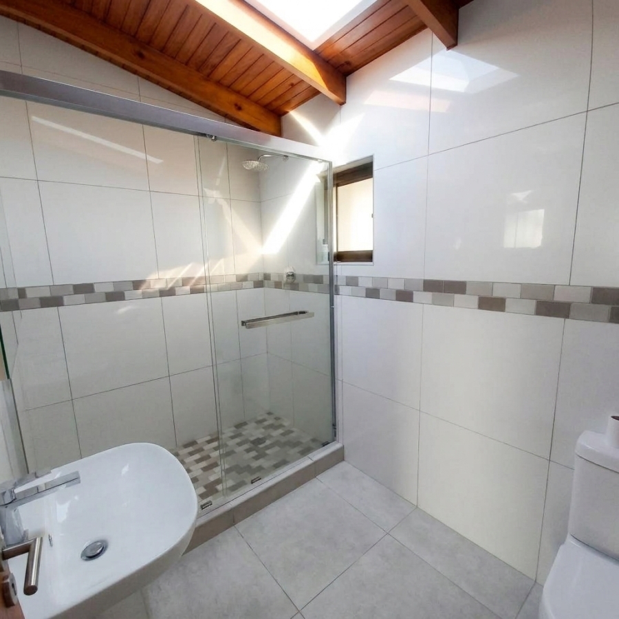 To Let 4 Bedroom Property for Rent in Umhlanga KwaZulu-Natal