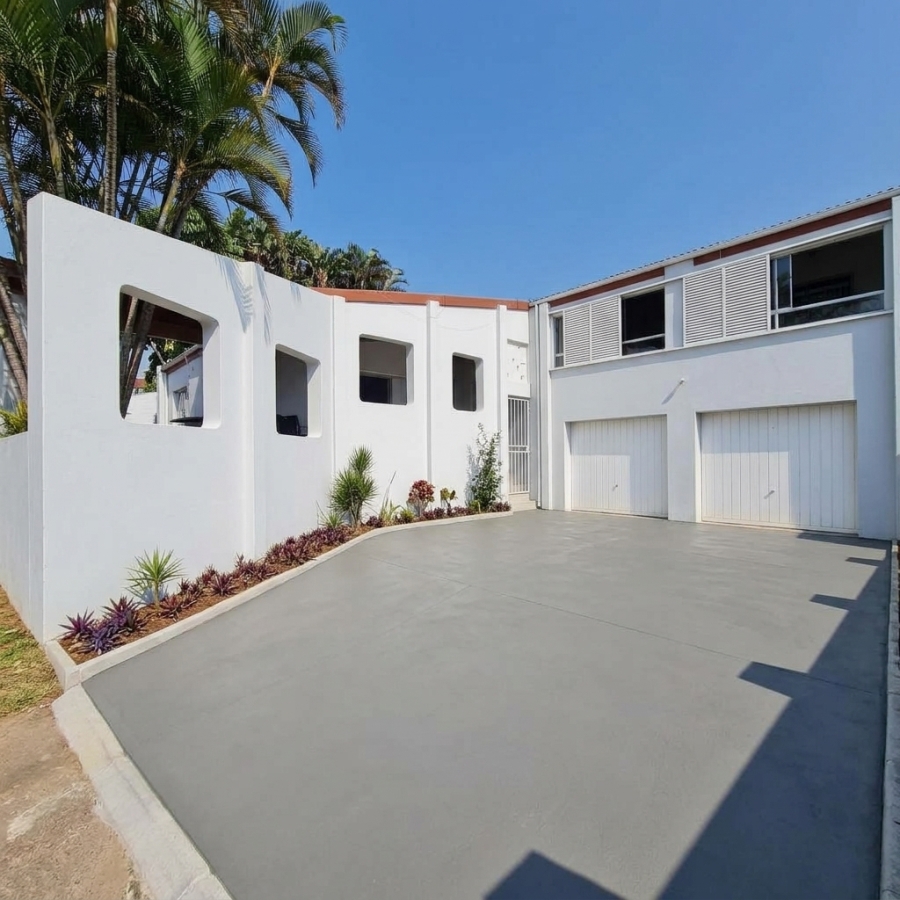 To Let 4 Bedroom Property for Rent in Umhlanga KwaZulu-Natal