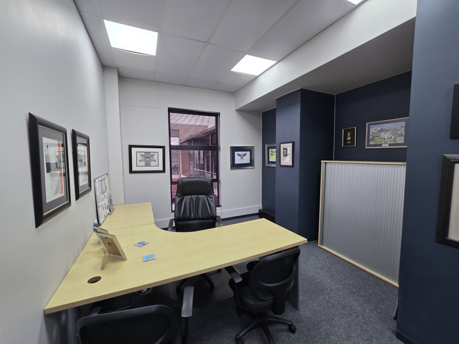 To Let Commercial Property for Rent in Hillcrest Central KwaZulu-Natal