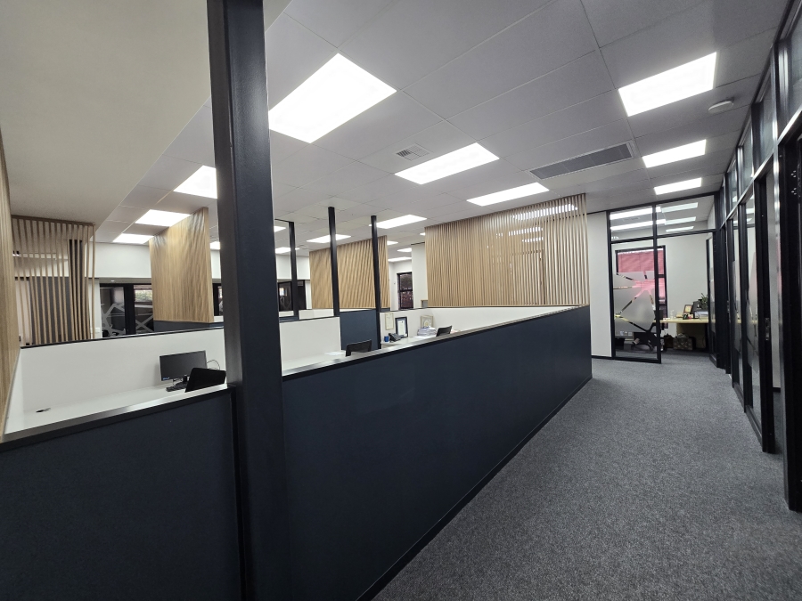 To Let Commercial Property for Rent in Hillcrest Central KwaZulu-Natal