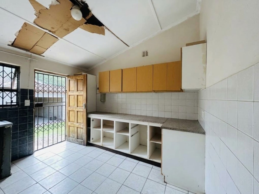 2 Bedroom Property for Sale in Aquadene KwaZulu-Natal