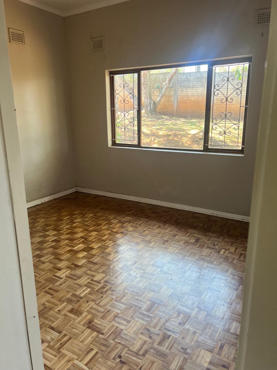 To Let 2 Bedroom Property for Rent in Waterfall KwaZulu-Natal