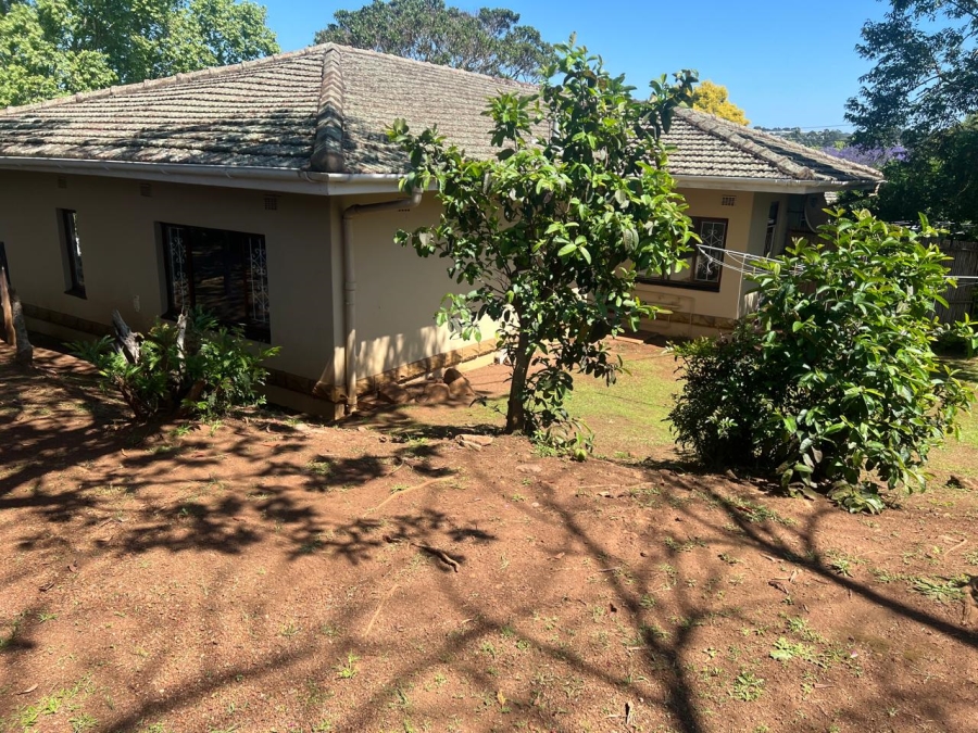 To Let 2 Bedroom Property for Rent in Waterfall KwaZulu-Natal