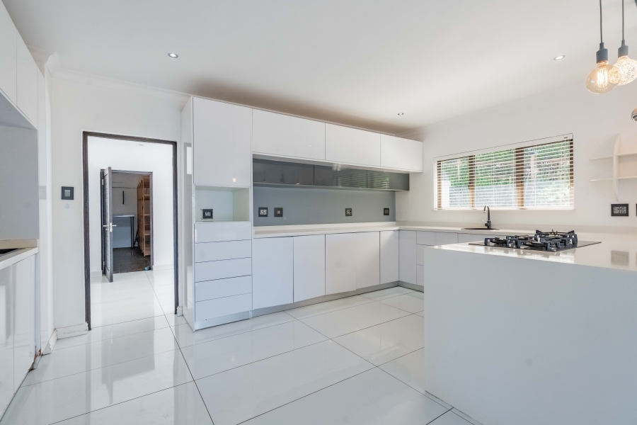 4 Bedroom Property for Sale in Hillcrest Central KwaZulu-Natal