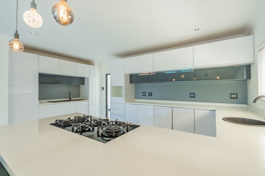 4 Bedroom Property for Sale in Hillcrest Central KwaZulu-Natal