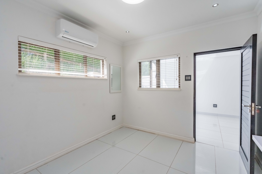 4 Bedroom Property for Sale in Hillcrest Central KwaZulu-Natal