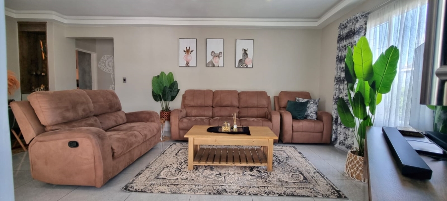 2 Bedroom Property for Sale in Glenwood KwaZulu-Natal