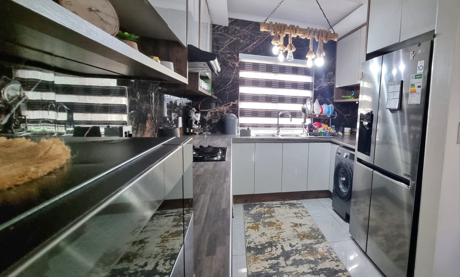 2 Bedroom Property for Sale in Glenwood KwaZulu-Natal