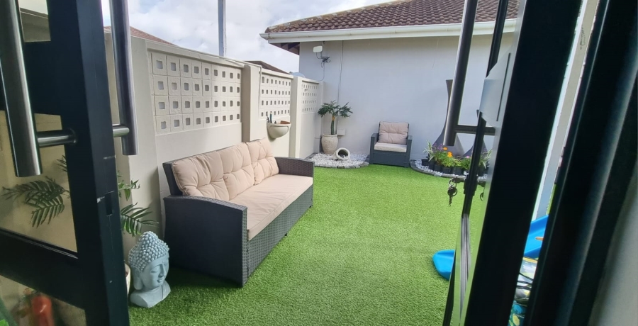 2 Bedroom Property for Sale in Glenwood KwaZulu-Natal