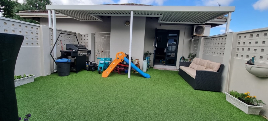 2 Bedroom Property for Sale in Glenwood KwaZulu-Natal