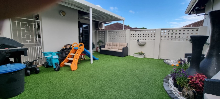 2 Bedroom Property for Sale in Glenwood KwaZulu-Natal