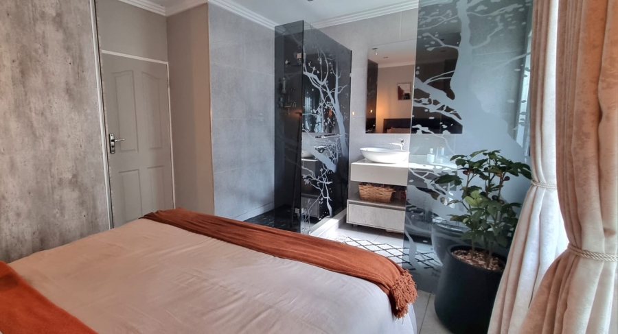 2 Bedroom Property for Sale in Glenwood KwaZulu-Natal