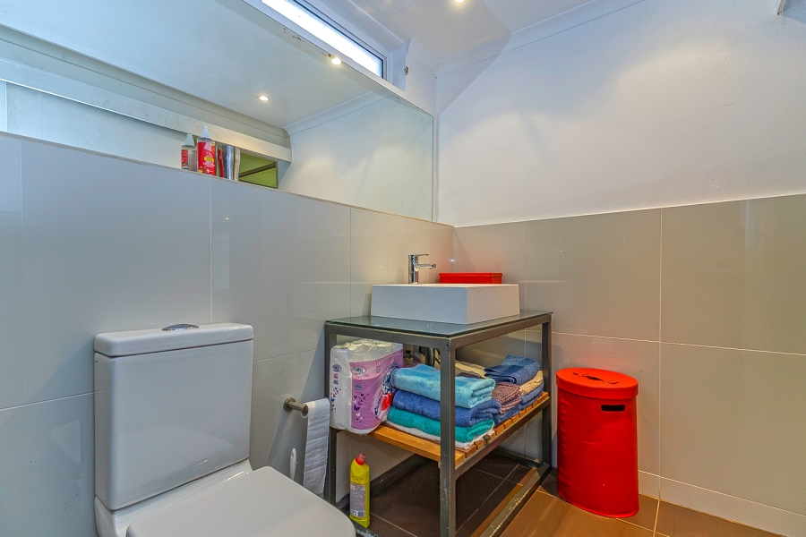 1 Bedroom Property for Sale in Athlone KwaZulu-Natal