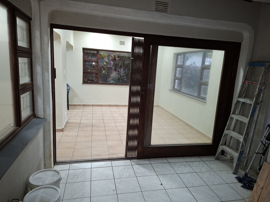 To Let 3 Bedroom Property for Rent in Shelly Beach KwaZulu-Natal