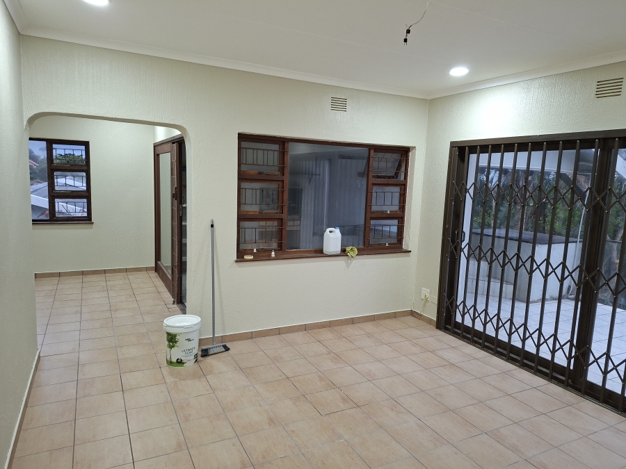 To Let 3 Bedroom Property for Rent in Shelly Beach KwaZulu-Natal