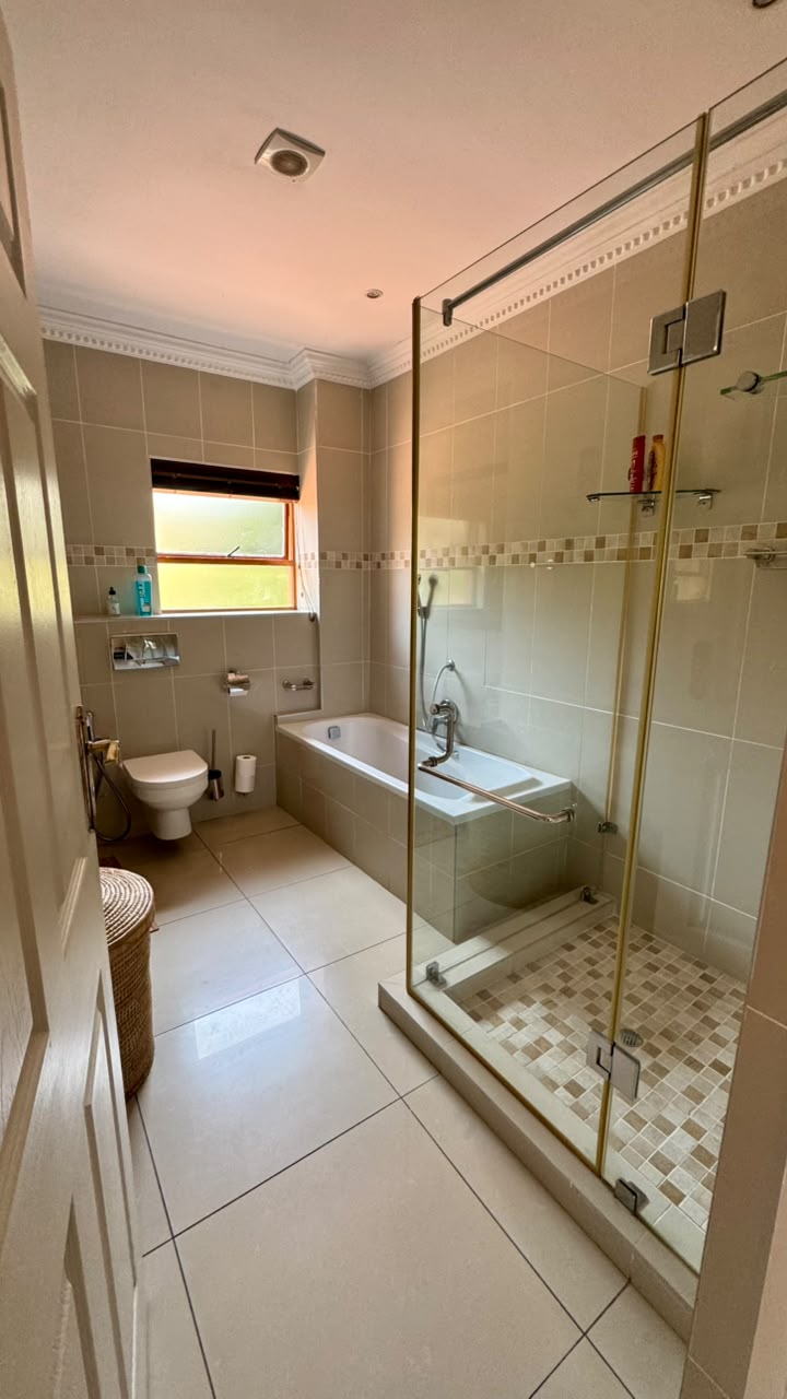 6 Bedroom Property for Sale in Ferncliffe KwaZulu-Natal