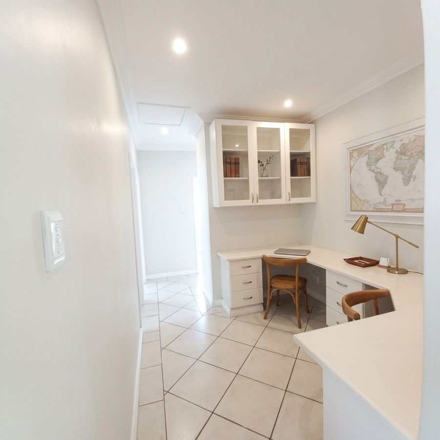 To Let 3 Bedroom Property for Rent in La Lucia KwaZulu-Natal