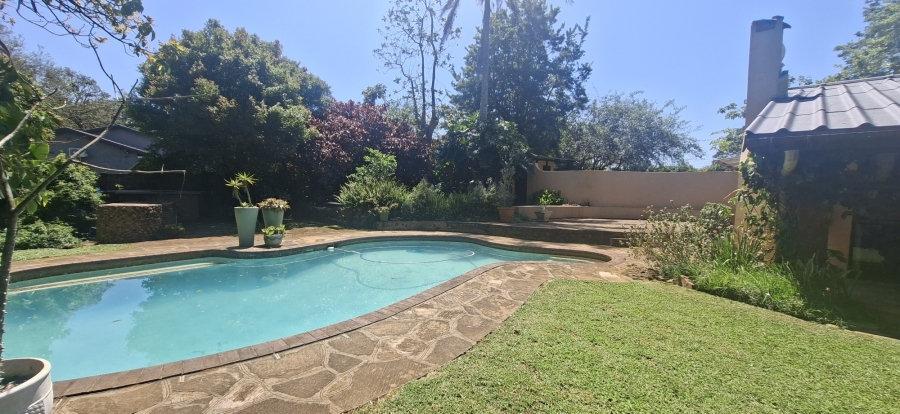 To Let 4 Bedroom Property for Rent in Waterfall KwaZulu-Natal