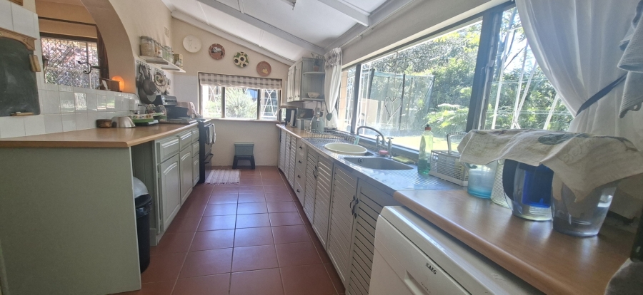 To Let 4 Bedroom Property for Rent in Waterfall KwaZulu-Natal