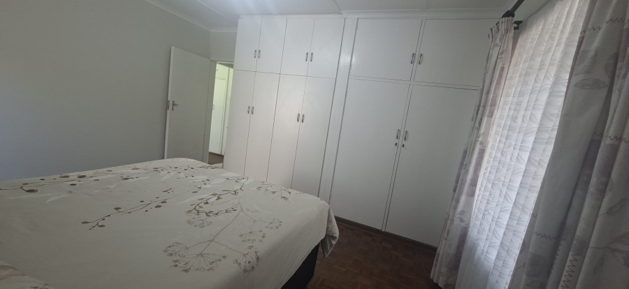 To Let 4 Bedroom Property for Rent in Waterfall KwaZulu-Natal