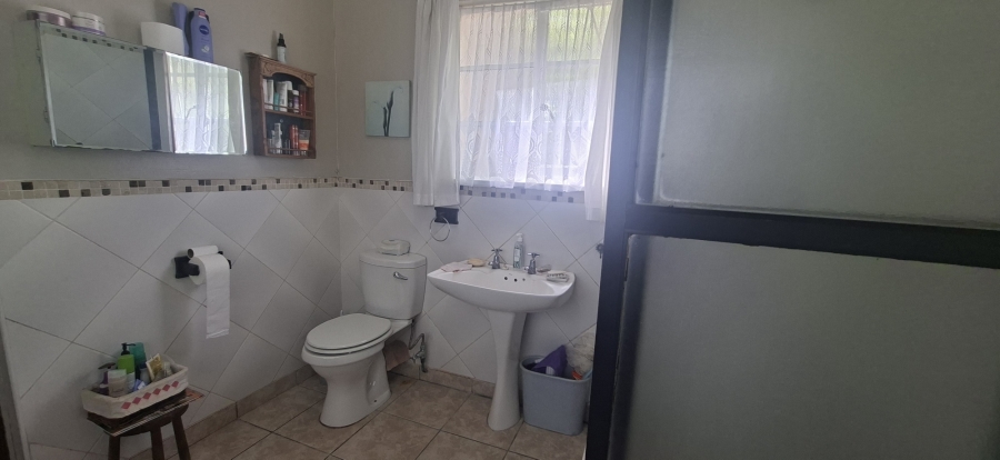 To Let 4 Bedroom Property for Rent in Waterfall KwaZulu-Natal