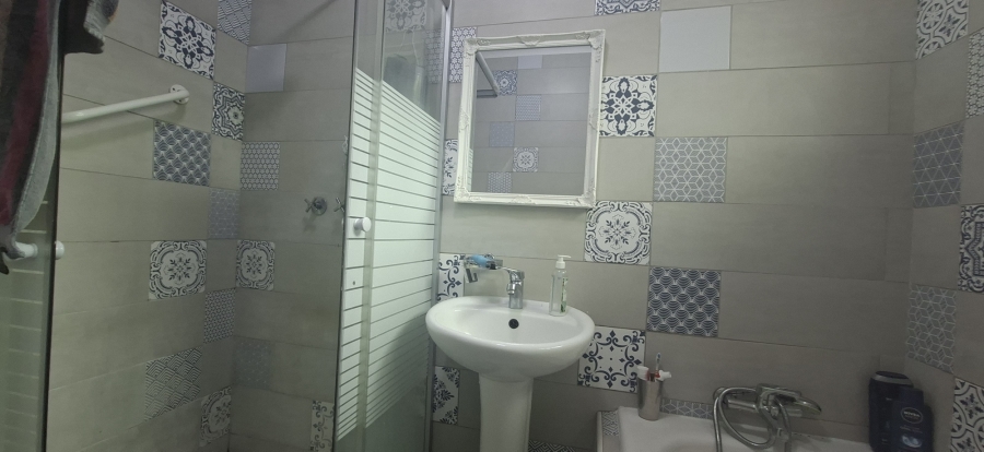 To Let 4 Bedroom Property for Rent in Waterfall KwaZulu-Natal