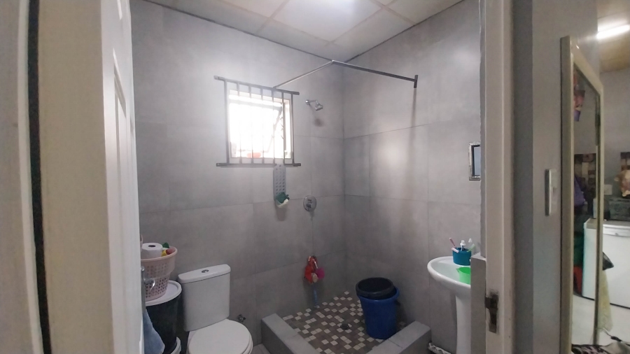 12 Bedroom Property for Sale in Whetstone KwaZulu-Natal