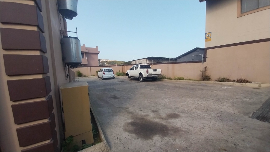 12 Bedroom Property for Sale in Whetstone KwaZulu-Natal
