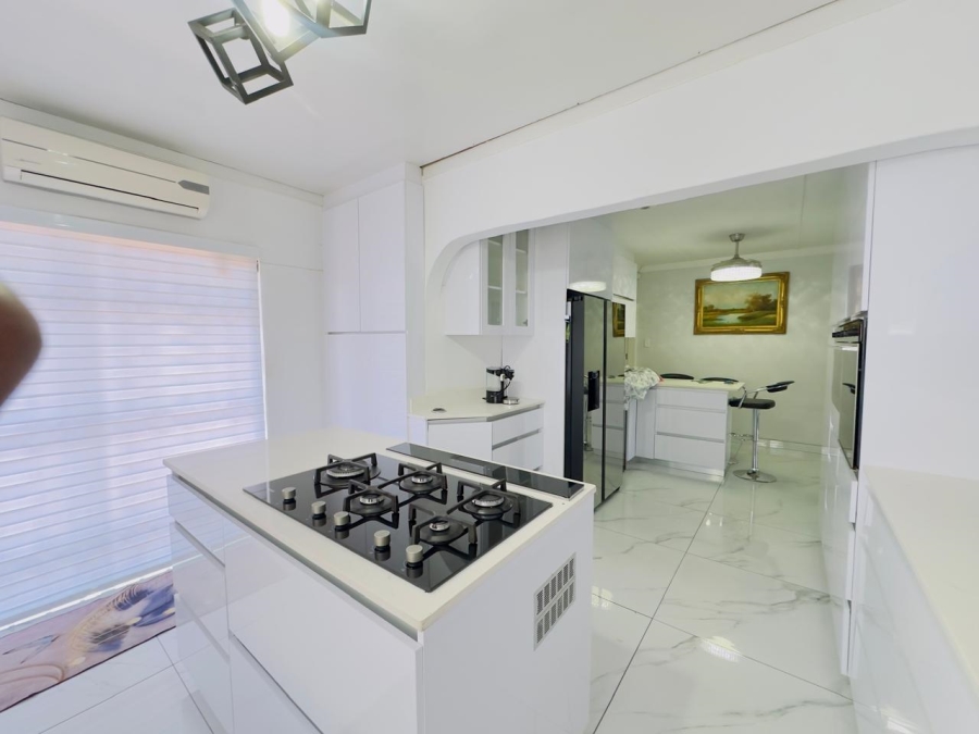 3 Bedroom Property for Sale in Brackenham KwaZulu-Natal
