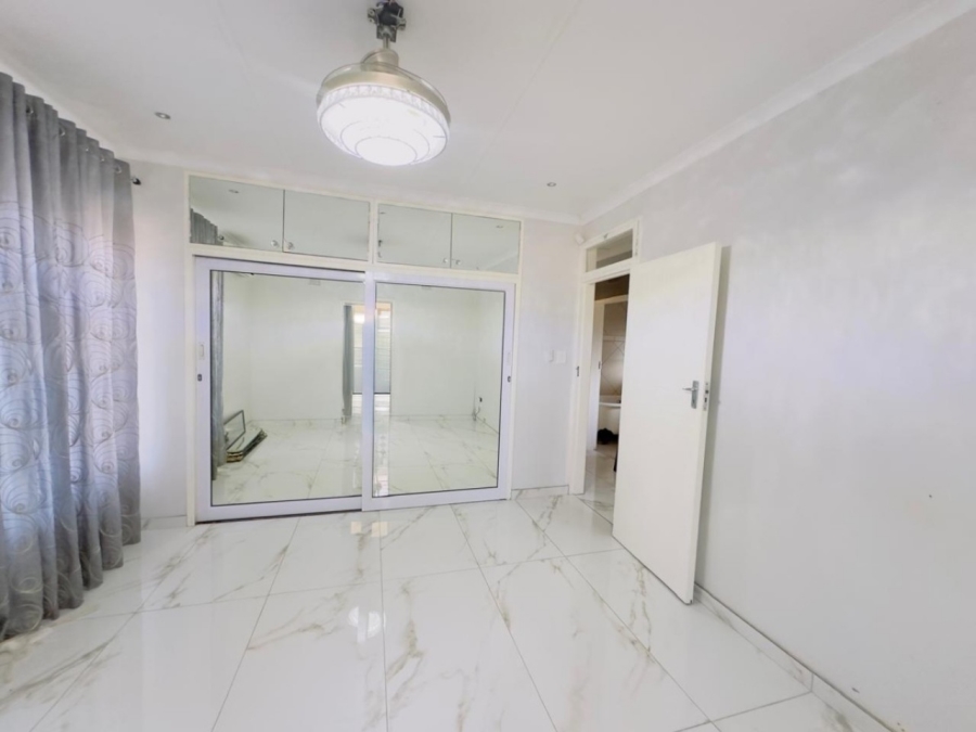 3 Bedroom Property for Sale in Brackenham KwaZulu-Natal