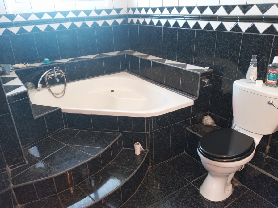 3 Bedroom Property for Sale in Brackenham KwaZulu-Natal