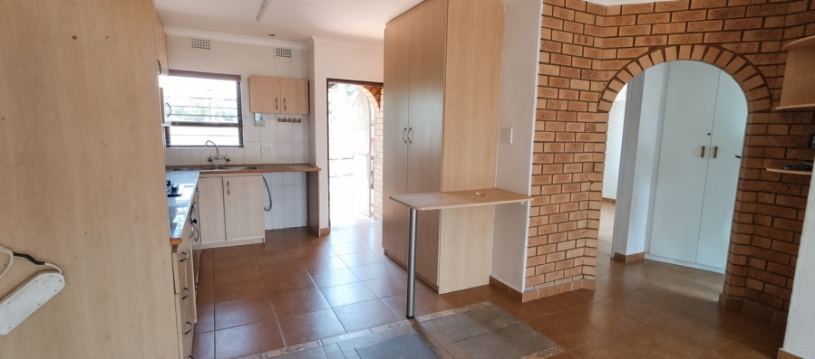 To Let 2 Bedroom Property for Rent in Doonside KwaZulu-Natal