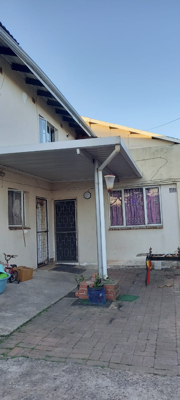 9 Bedroom Property for Sale in Shallcross KwaZulu-Natal