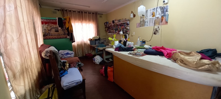 9 Bedroom Property for Sale in Shallcross KwaZulu-Natal
