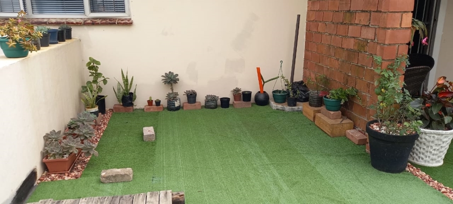 9 Bedroom Property for Sale in Shallcross KwaZulu-Natal