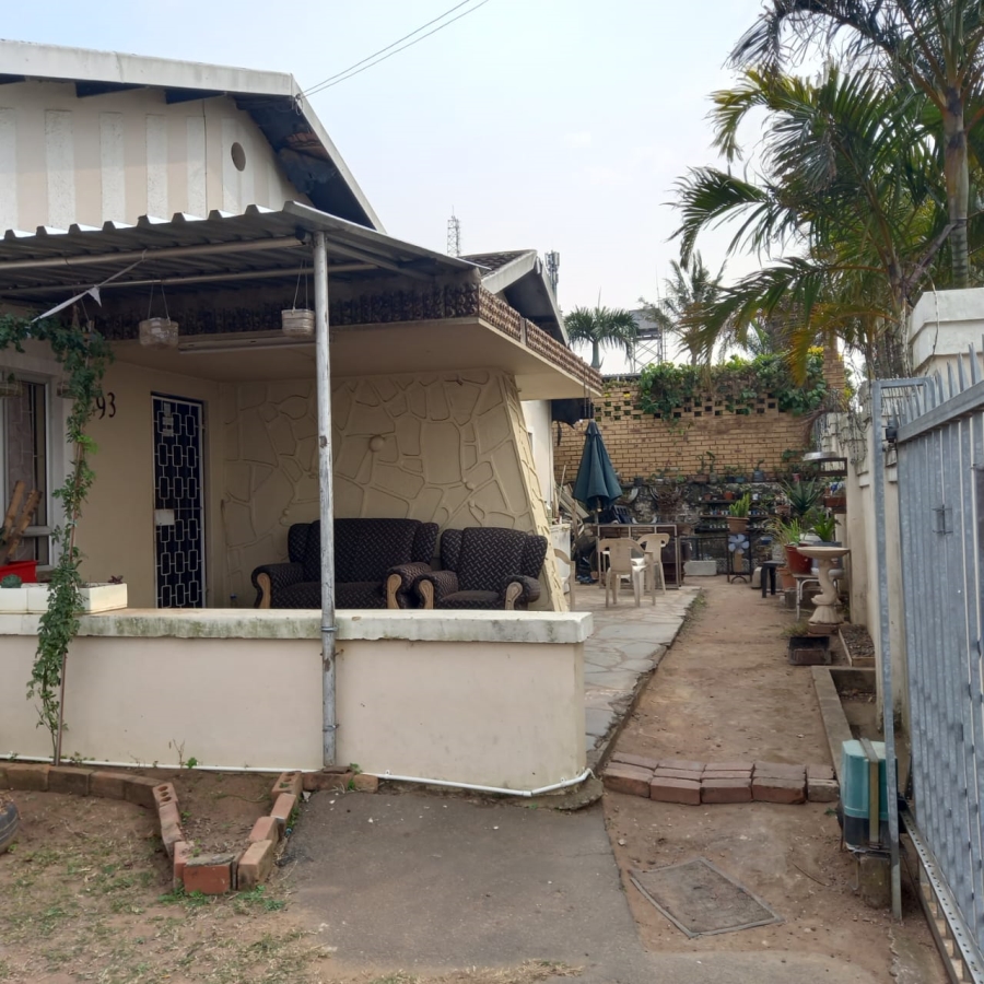 9 Bedroom Property for Sale in Shallcross KwaZulu-Natal