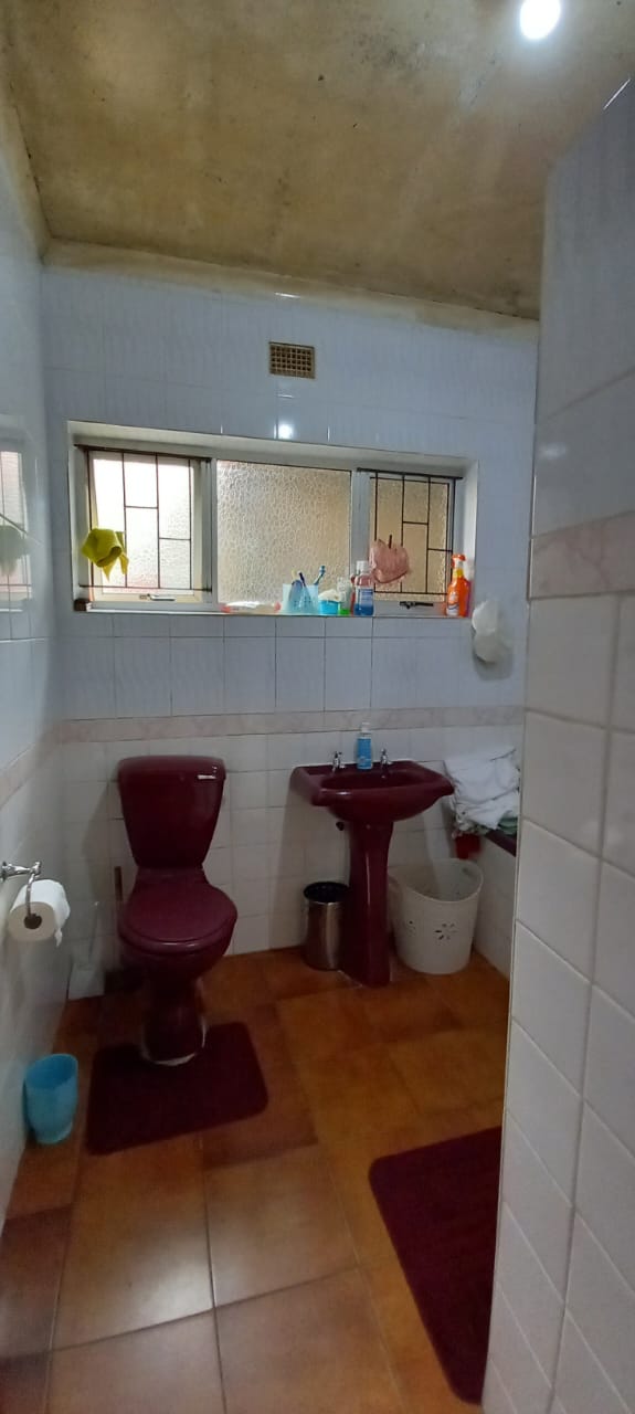 9 Bedroom Property for Sale in Shallcross KwaZulu-Natal