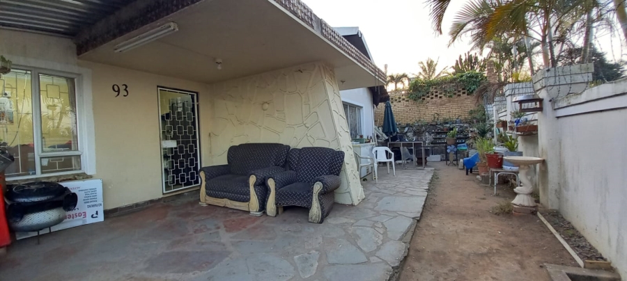 9 Bedroom Property for Sale in Shallcross KwaZulu-Natal