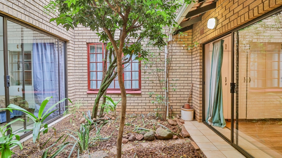 2 Bedroom Property for Sale in Prestbury KwaZulu-Natal