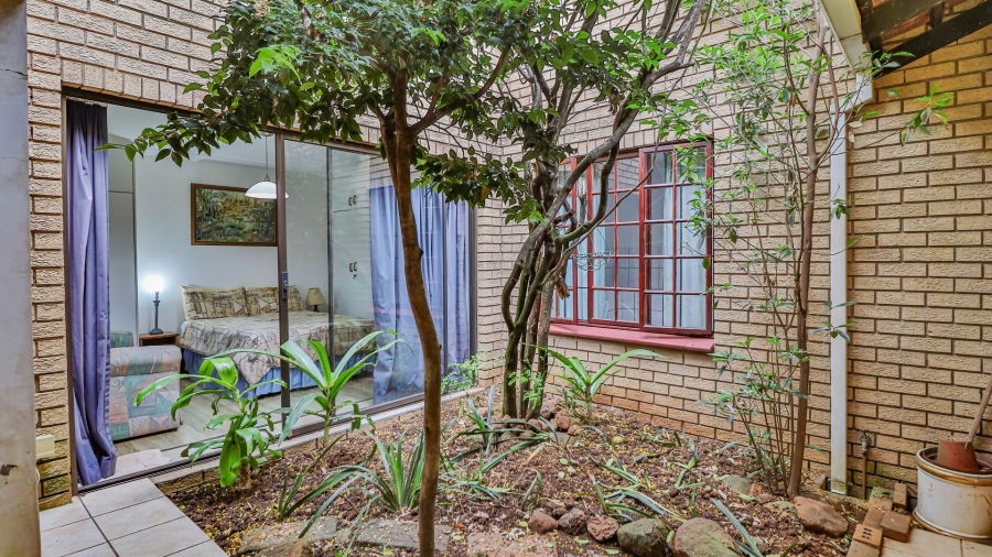 2 Bedroom Property for Sale in Prestbury KwaZulu-Natal