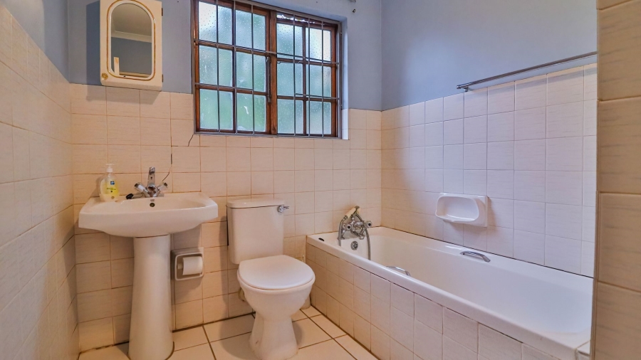 2 Bedroom Property for Sale in Prestbury KwaZulu-Natal