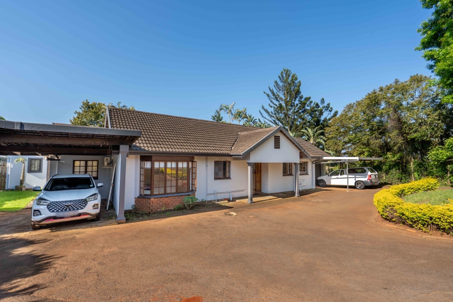 3 Bedroom Property for Sale in Waterfall KwaZulu-Natal