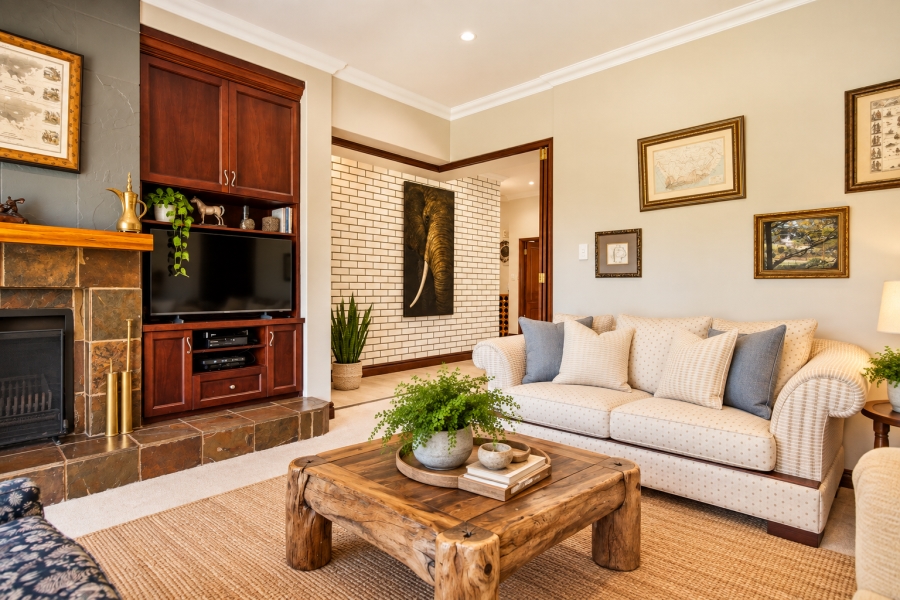 4 Bedroom Property for Sale in Kirtlington Park KwaZulu-Natal