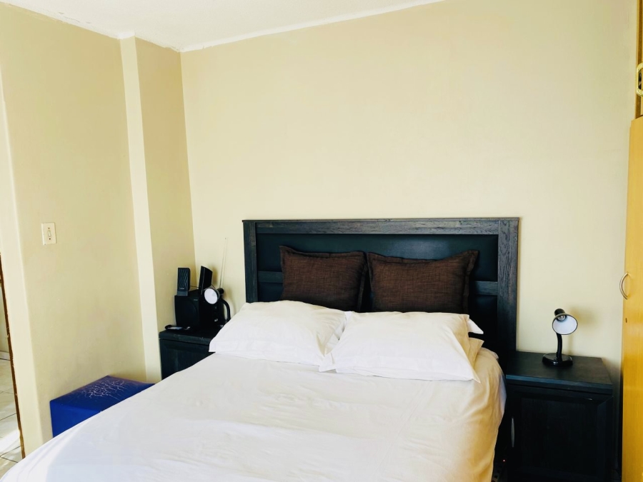 2 Bedroom Property for Sale in Morningside KwaZulu-Natal