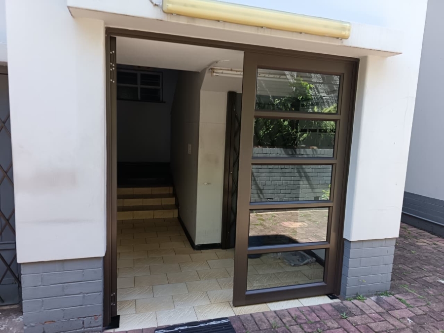 To Let 1 Bedroom Property for Rent in Musgrave KwaZulu-Natal