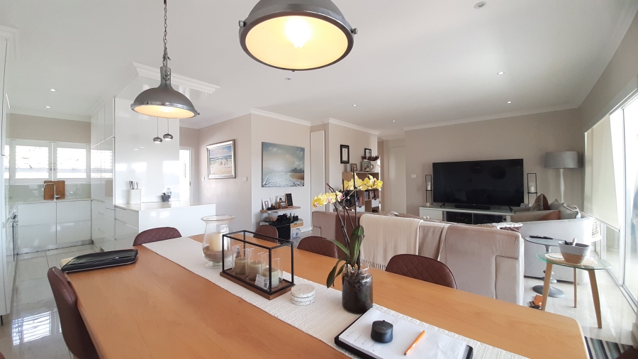 To Let 3 Bedroom Property for Rent in Willard Beach KwaZulu-Natal