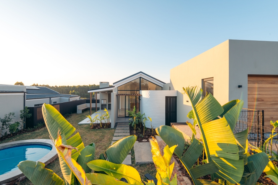 4 Bedroom Property for Sale in Elaleni Coastal Forest Estate KwaZulu-Natal