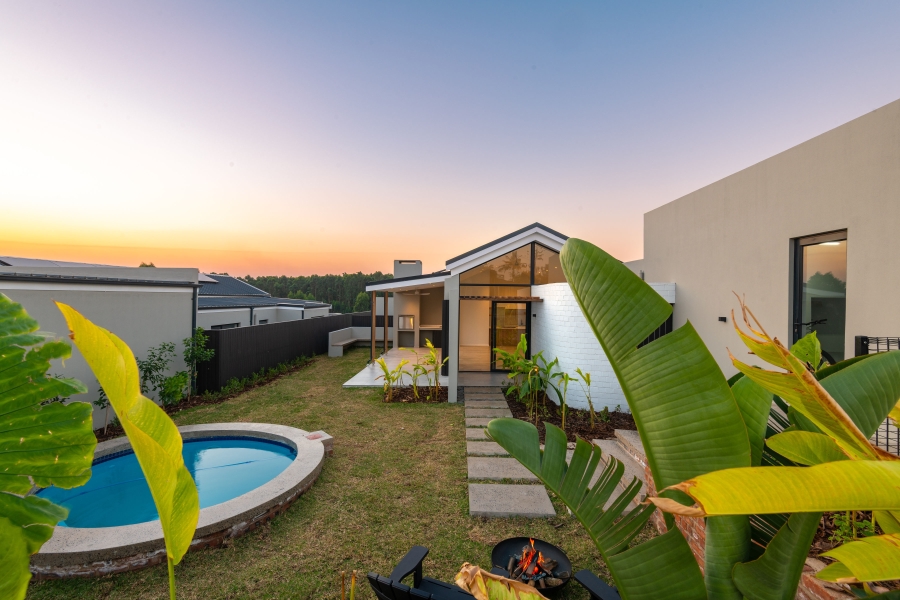 4 Bedroom Property for Sale in Elaleni Coastal Forest Estate KwaZulu-Natal
