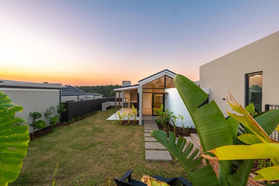 4 Bedroom Property for Sale in Elaleni Coastal Forest Estate KwaZulu-Natal